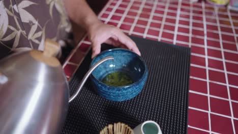 making matcha tea