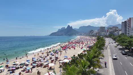 Playa-De-Ipanema-En-Río-De-Janeiro-Brasil