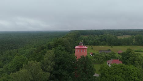 Slitere-Leuchtturm-In-Lettland