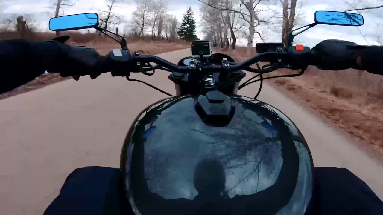 도로에서 모터를 구동하다