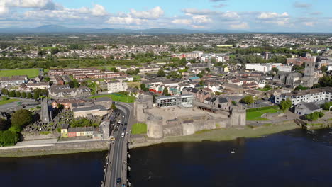 el castillo del rey juan en la isla del rey, ciudad de limerick, irlanda