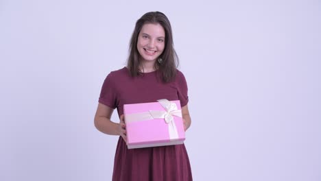 felice giovane bellissima donna incinta