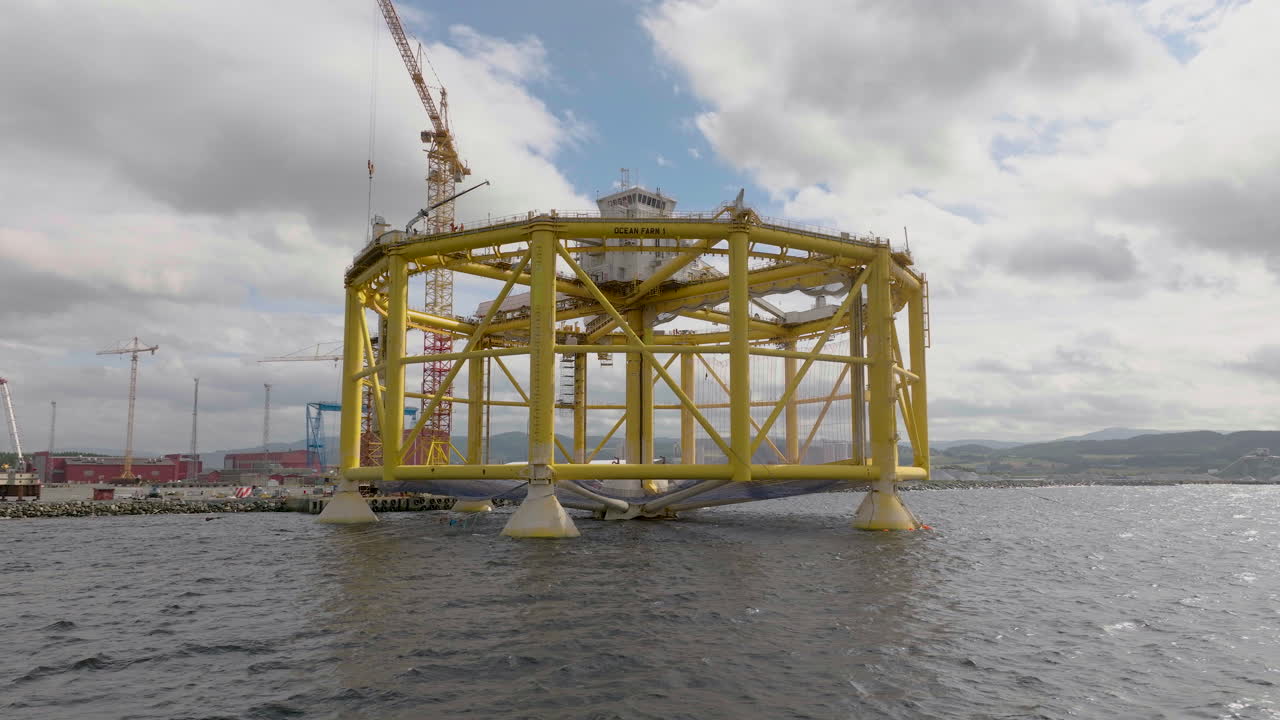 ocean farm: la primera piscifactoría en alta mar del mundo en