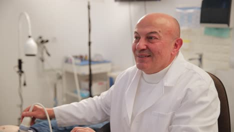 doctor performing ultrasound scan