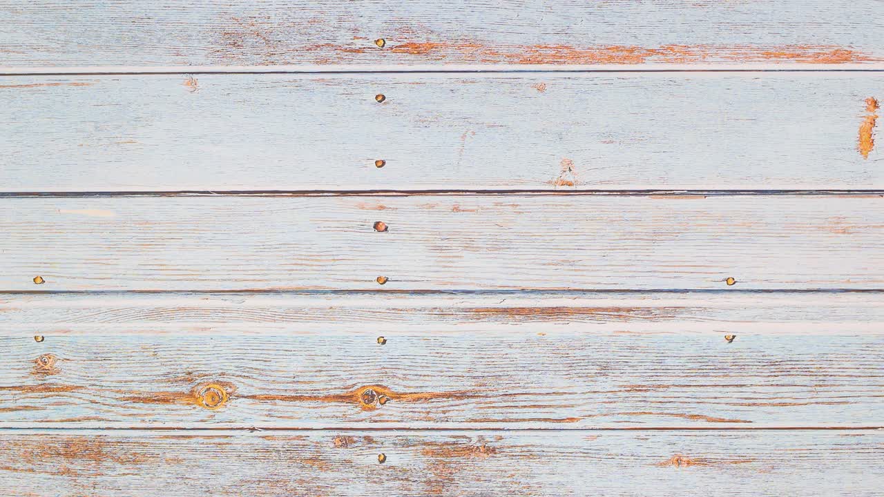 los billetes de cincuenta euros salen de la billetera de cuero - stop motion