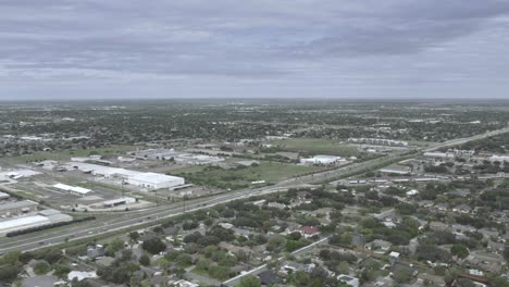 Imágenes-De-Drones-En-Un-Día-Nublado-En-Nolana-Y-10th-Street-North-Mcallen,-Texas