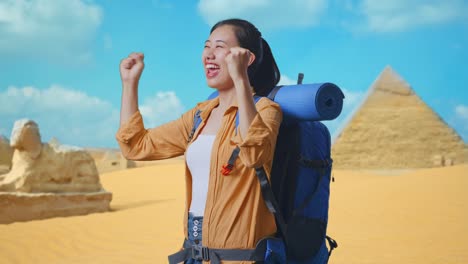 excited tourist at the pyramids