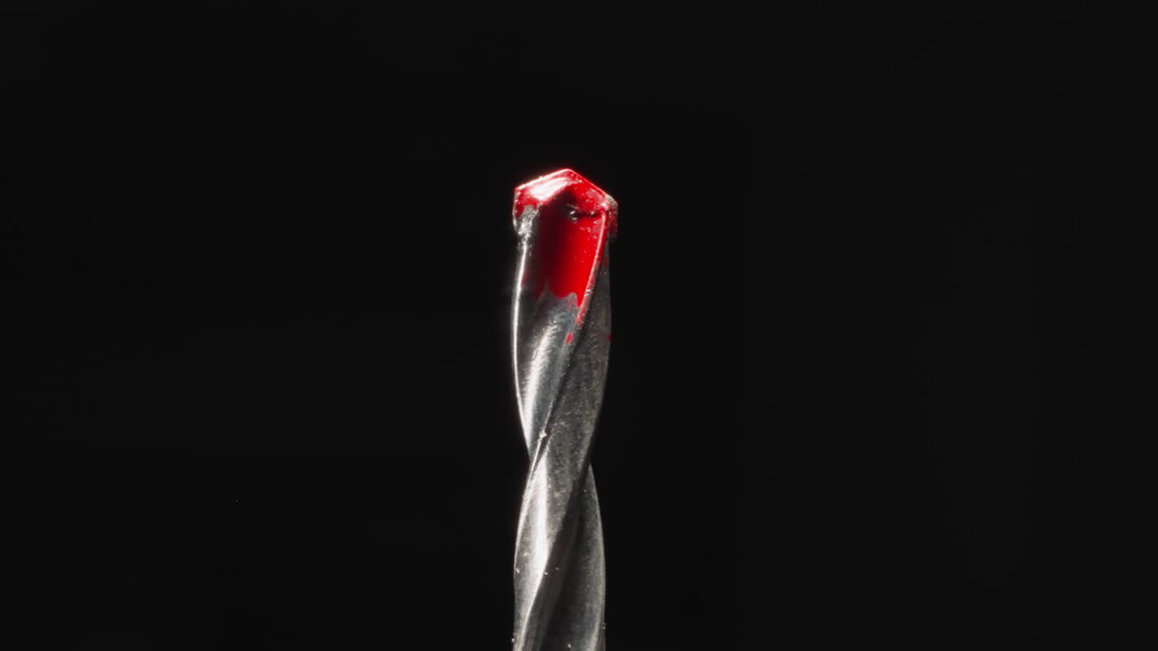 구 ⁇  을  ⁇ 기 위해 포베다이트 라는 이름 의 탄화물 끝 을 가진 콘크리트 드릴 비트