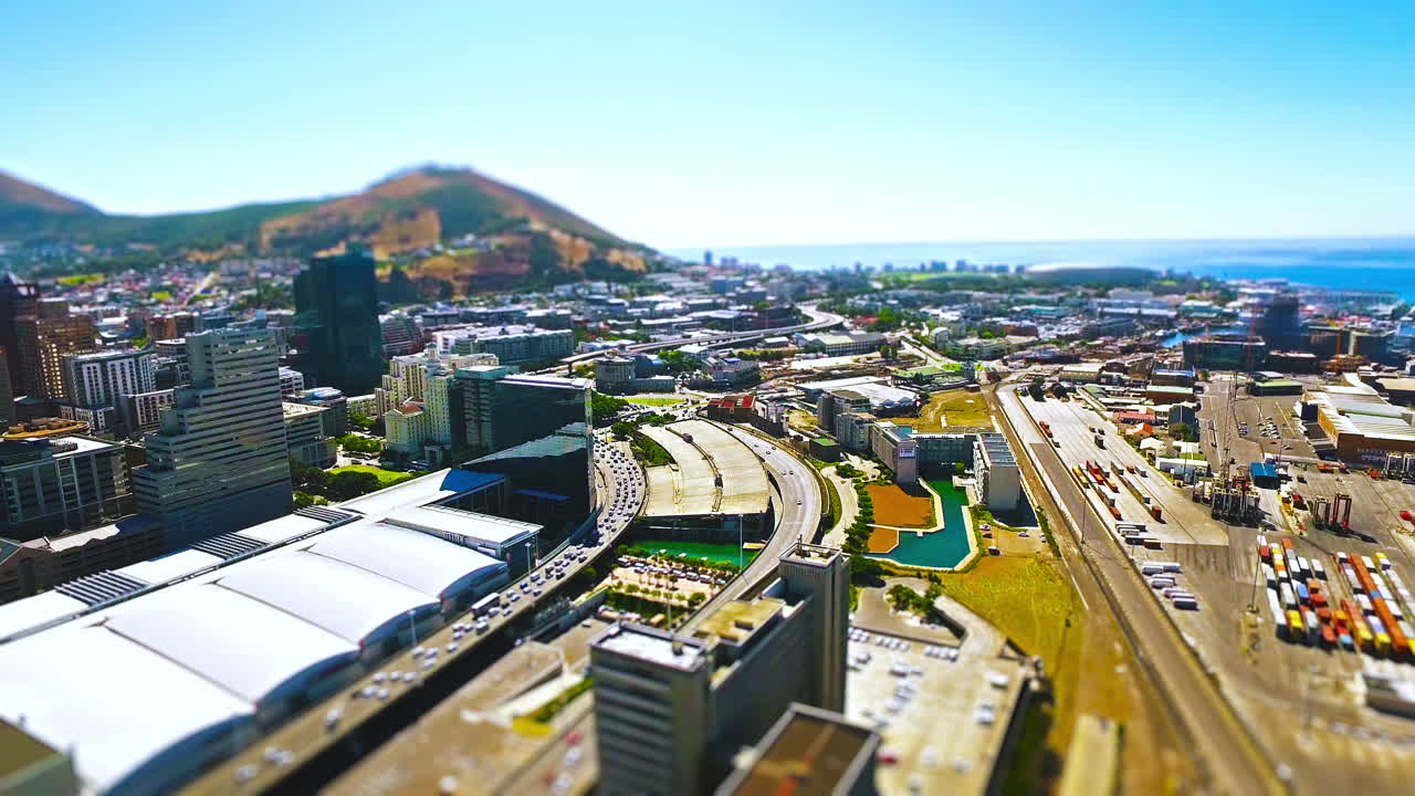 계속 발전하는 도시입니다.