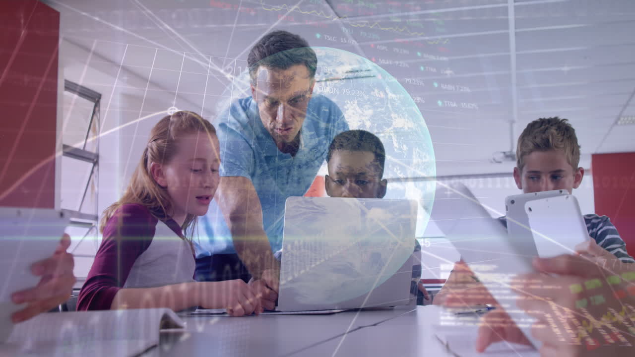 animación del procesamiento de datos y el globo sobre los estudiantes en el aula