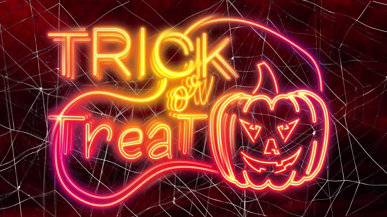 trick or treat banner de texto de neón con icono de calabaza contra la telaraña sobre fondo rojo