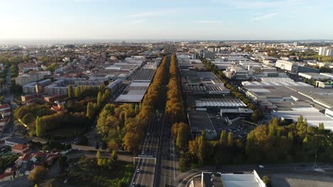 vista aérea del tráfico en la ciudad