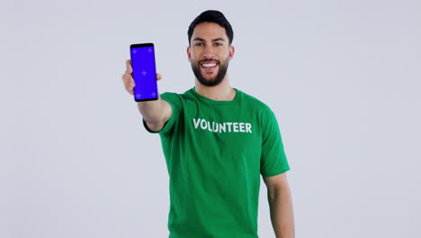 Face-of-volunteer,-green-screen