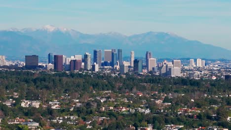 Toma-Aérea-De-Drones-Del-Horizonte-De-West-Hollywood,-California-En-Un-Día-Soleado