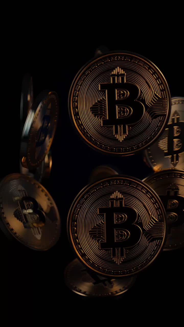 Animação de Bitcoin Dourado Girando em Fundo Escuro Cripto Cinematográfico 4K