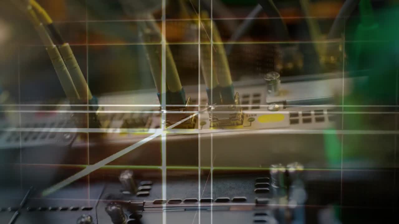 griglia rotante su uno sfondo elettronico