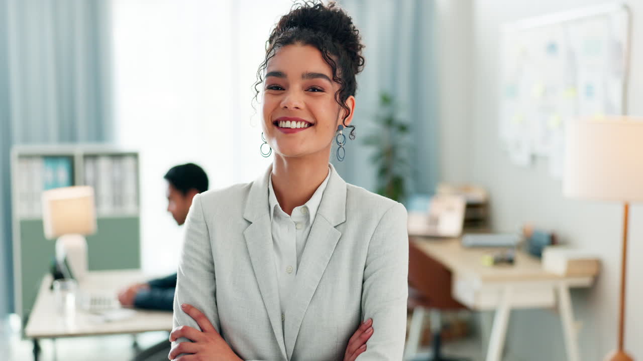retrato de una mujer con una sonrisa