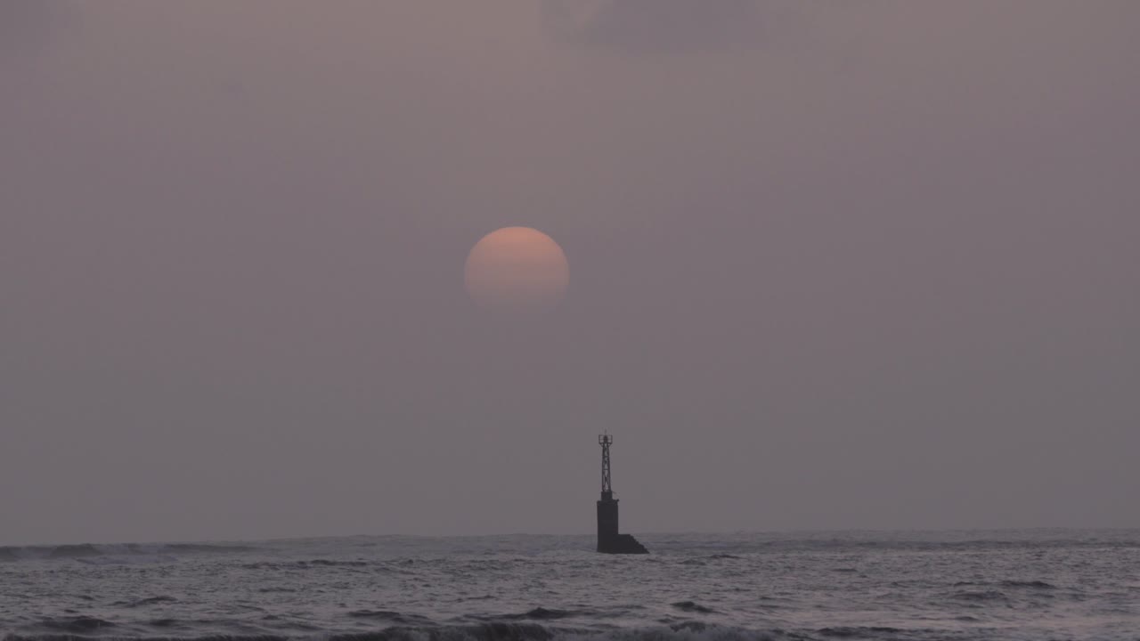 сторожевая башня и закат_картер дорога бандра