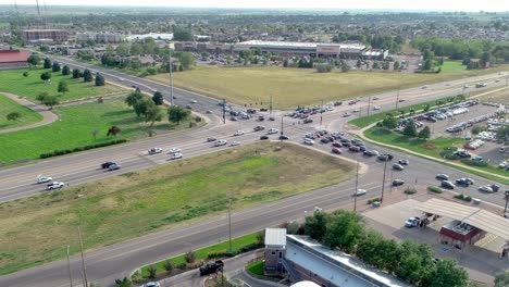 Time-lapse-of-a-busy-intersection