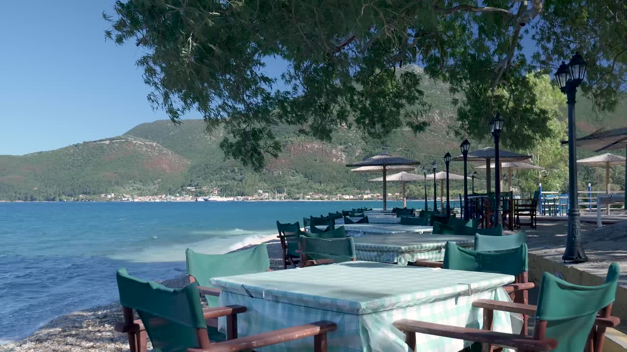 Beachside Restaurant with Sea View