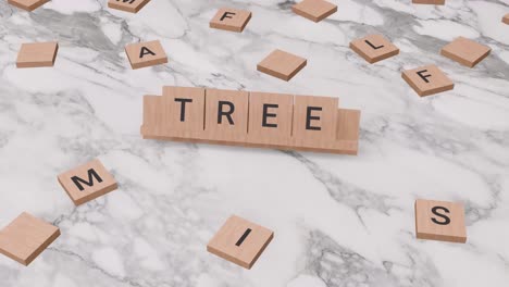 parola d'albero su scrabble