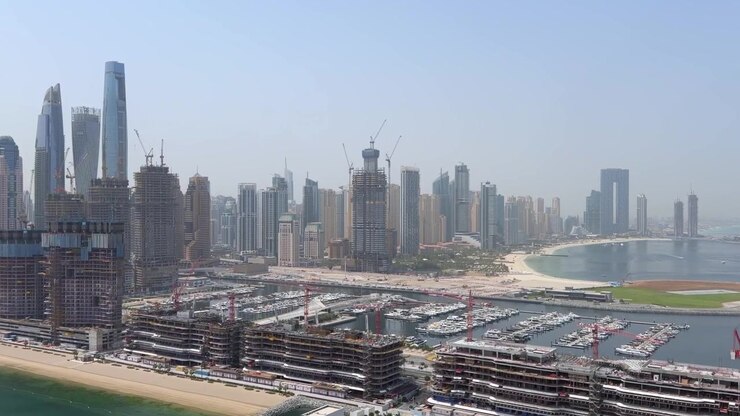 Vista aerea della comunità insulare privata di Emaar Beachfront