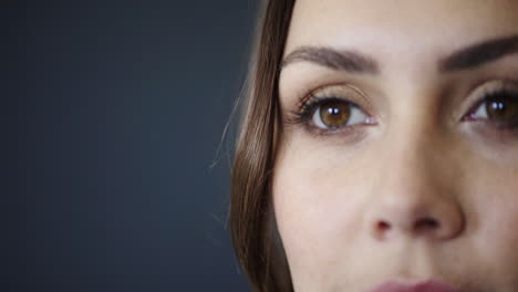 Cara,-Ojos-Y-Macro-De-Una-Mujer-Con-Visión