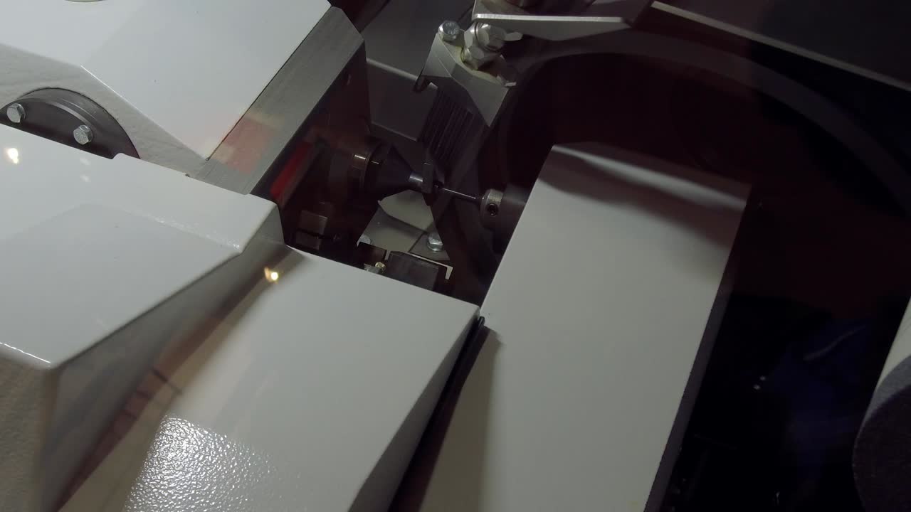 Automatic CNC grinding machine in operation