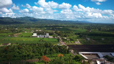 Time-lapse-of-clouds-moving-in-blue-sky-over-Moca-countryside,-Dominican-Republic