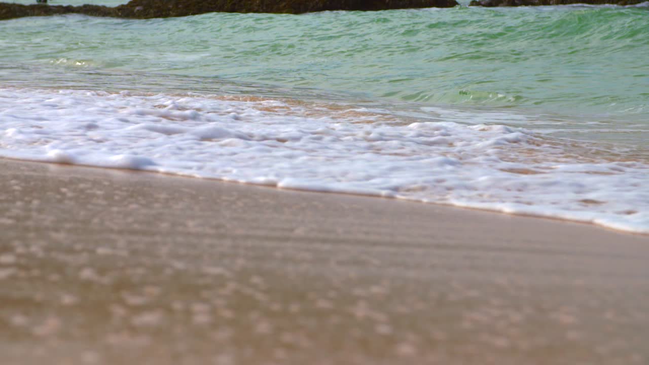 해변의 슬로우 모션 파도 1