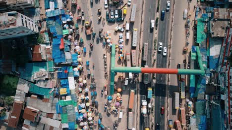 4k 無人機拍攝交通繁忙的道路