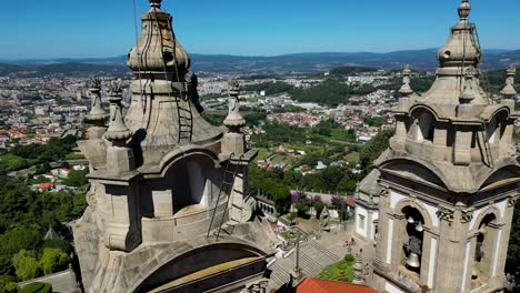 Bom-Jesus-do-Monte-Sanctuary-in-Braga,-Northern-Portugal,-aerial-shot-on-a-sunny-day