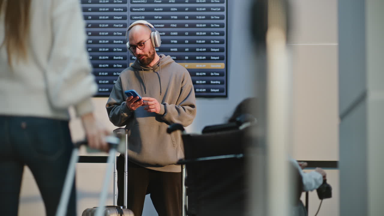 пассажиры аэропорта