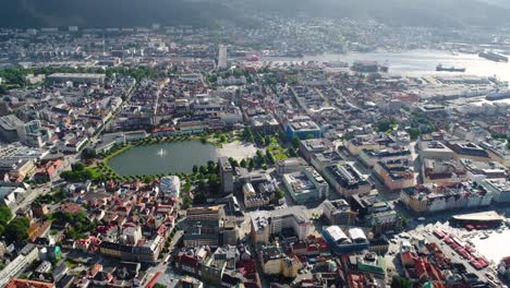 Bergen-Es-Una-Ciudad-Y-Municipio-De-Hordaland,-En-La-Costa-Oeste-De-Noruega.-Bergen-Es-La-Segunda-Ciudad-Más-Grande-De-Noruega.