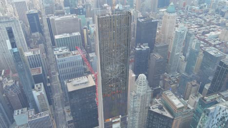 opmerkelijke luchtfoto van 111 w 57th street steinway toren wolkenkrabber condominium hoogbouw in manhattan, new york city