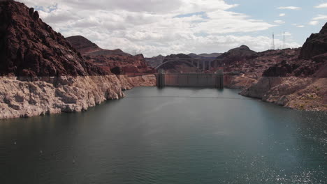 aerial-zoom-out-from-Hover-Dam