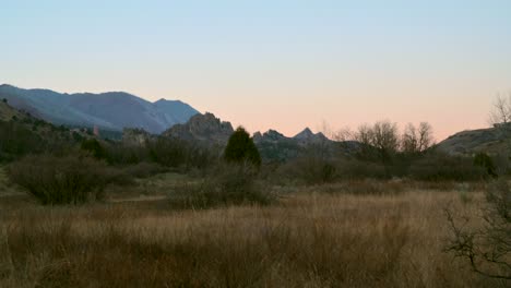 Mountain-view-in-Garden-of-the-Gods-Park-in-Colorado-during-sunset