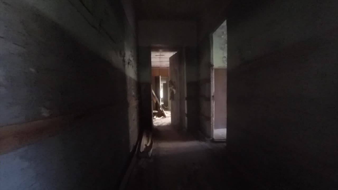 chernobyl dispara desde el suelo y desde arriba, ajenjo estrella, pueblo de kopachi y comprueba su jardín de infancia, nuevo sarcófago del reactor n.º 4, bosque rojo y señal de tráfico de pripyat, piscina, duga 3