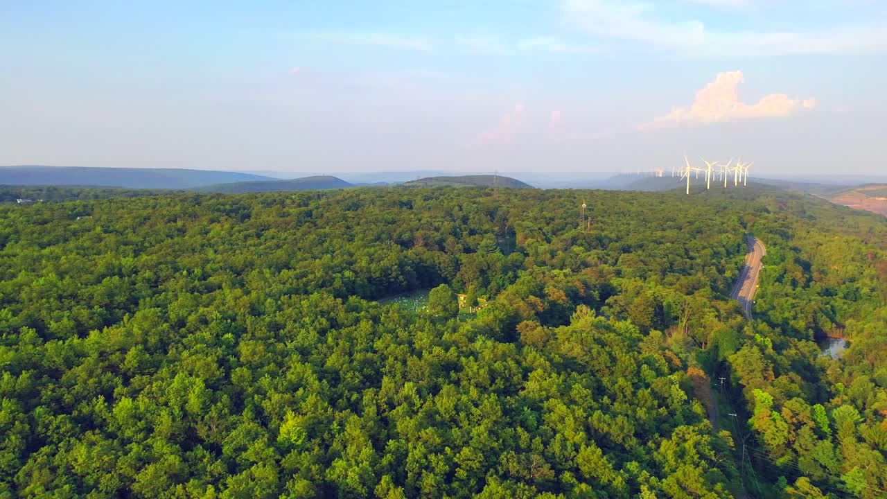 펜실베이니아 언덕에 있는 작은 공동묘지