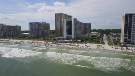 Drohnenflug-über-Den-Ozean-In-Myrtle-Beach-Sc