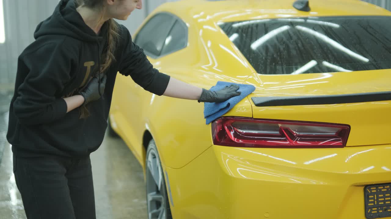 Professional Car Detailing – Washing, Ceramic Coating, and Interior Cleaning