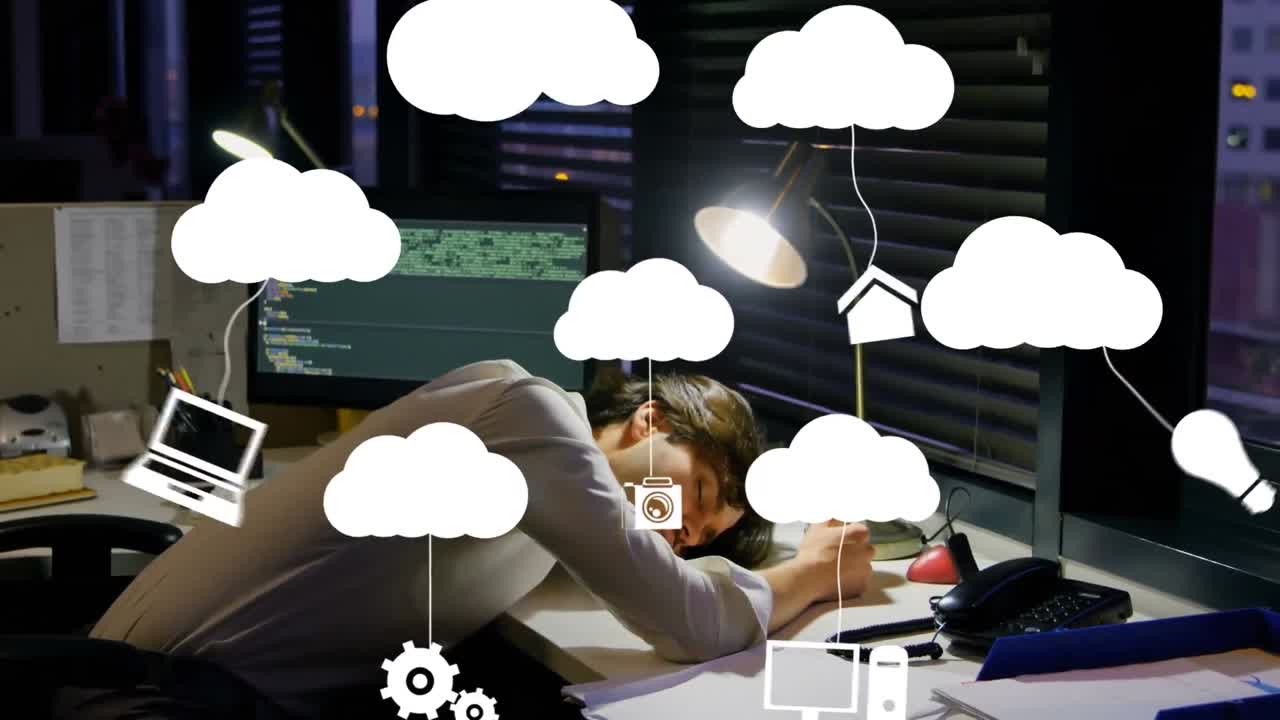 animación de nubes digitales e iconos sobre un hombre de negocios durmiendo en el escritorio en la oficina
