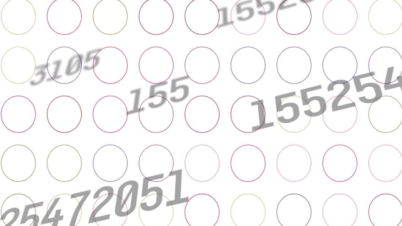 animación de números cambiantes y procesamiento de datos en pantallas sobre fondo blanco