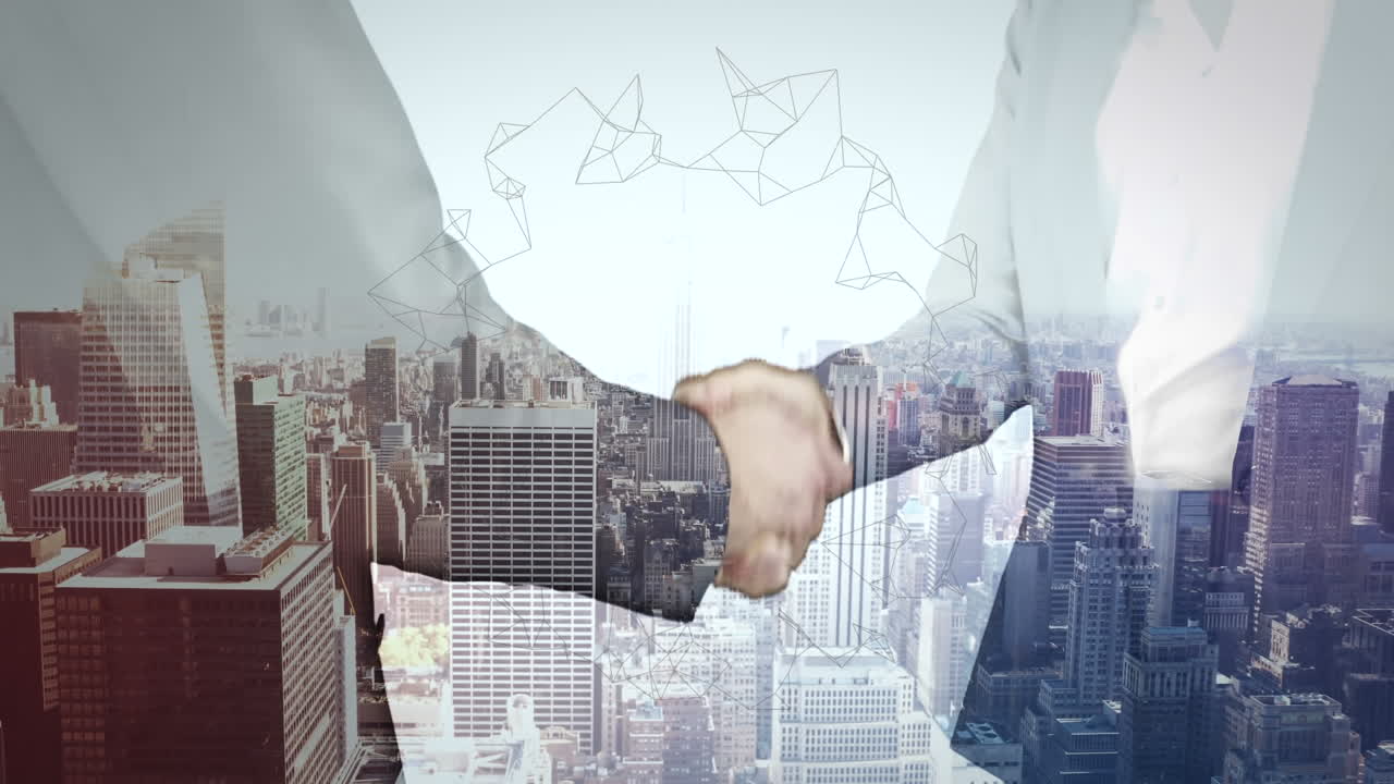 animazione di forme e paesaggi urbani su uomini d'affari caucasici che si stringono la mano