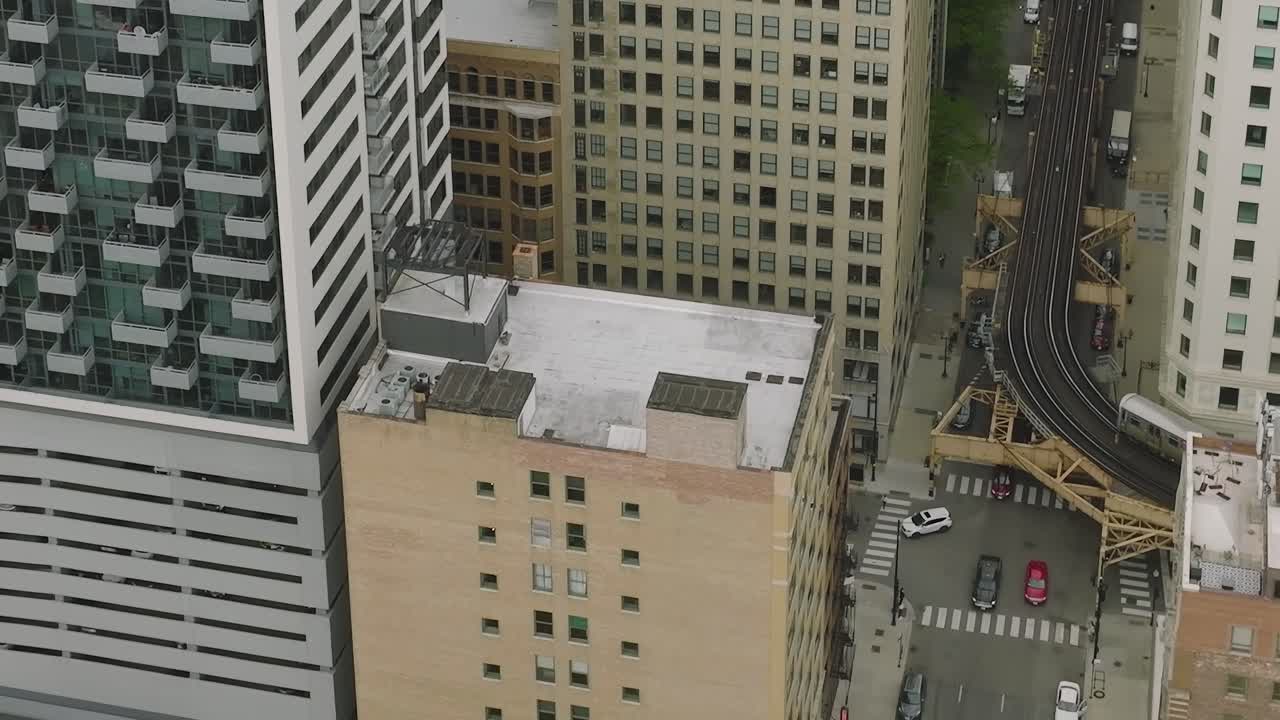 Paseo del Río Chicago y Canal Urbano
