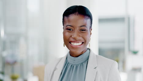 Face,-business-and-black-woman-with-smile