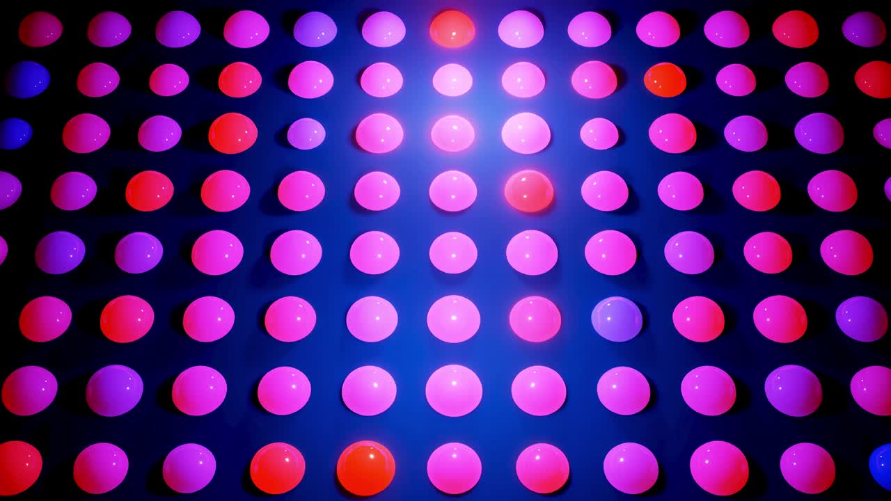 composición abstracta de bolas de colores en el plano, que se iluminan al azar y se reflejan entre sí. esferas multicolores como leds como simple fondo oscuro geométrico con efectos de luz.