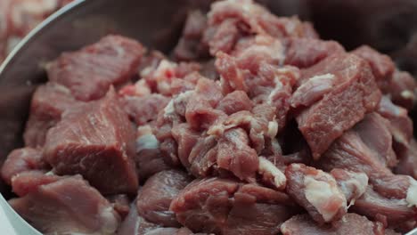 carne de res cruda picada