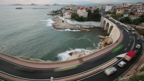 Die-Corniche-Straße,-Marseille