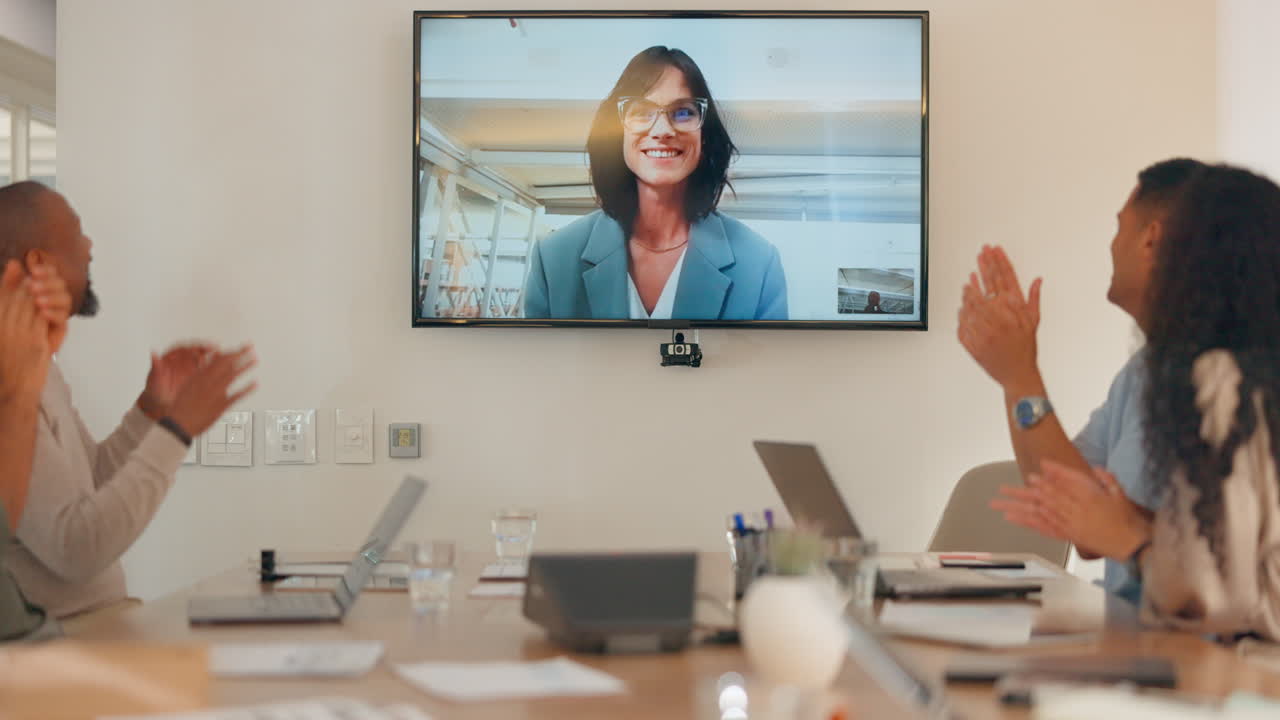 aplauso, felicitaciones y gente de negocios